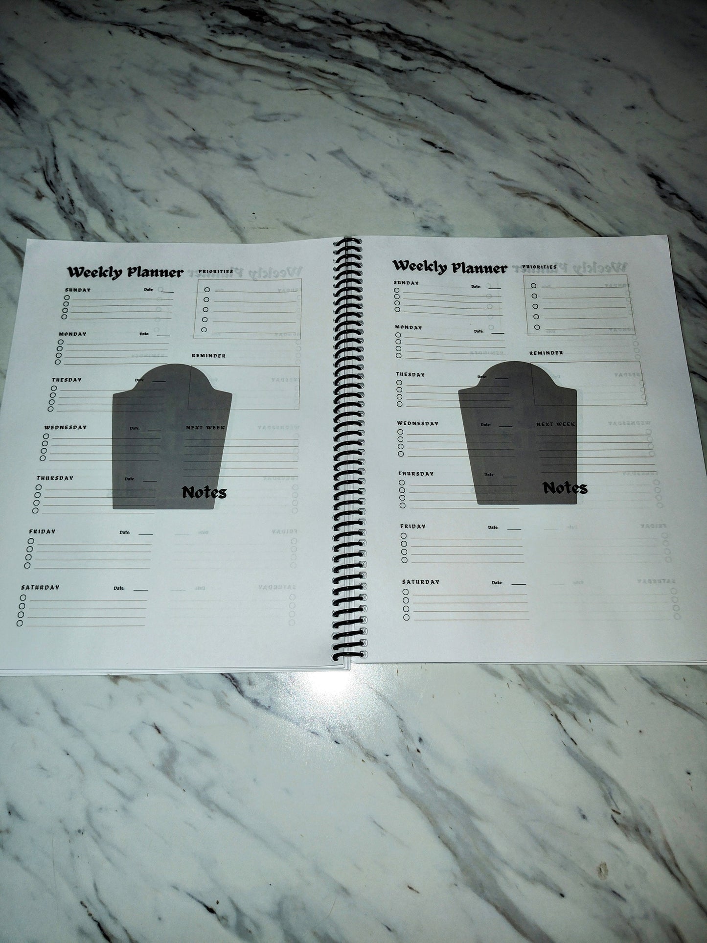 Gothic Social Media Planner - Dark Aesthetic Content Creator Journal & Weekly Posting Guide Posting Organizer,Dark Aesthetic Creator Journal