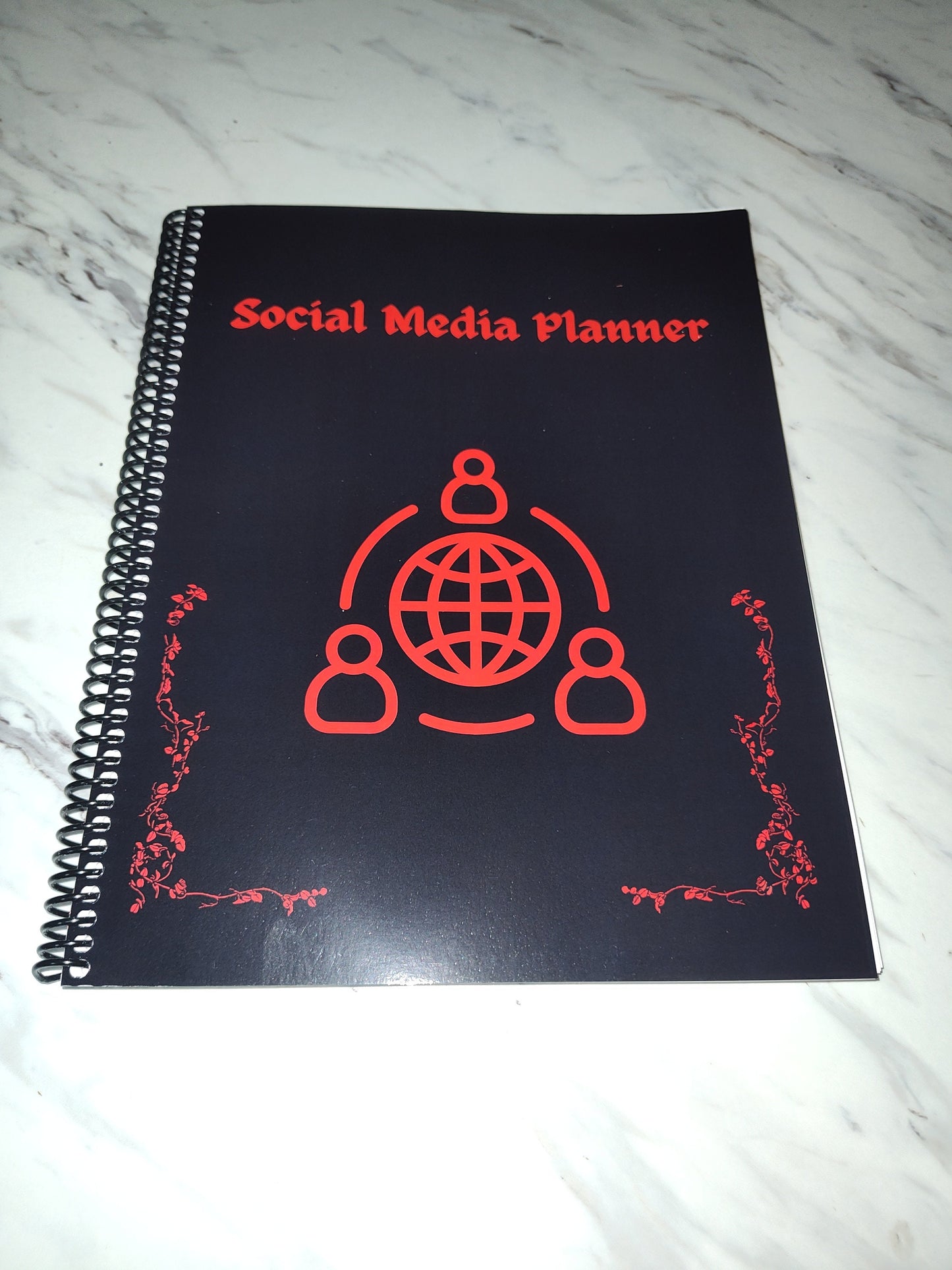 Gothic Social Media Planner - Dark Aesthetic Content Creator Journal & Weekly Posting Guide Posting Organizer,Dark Aesthetic Creator Journal